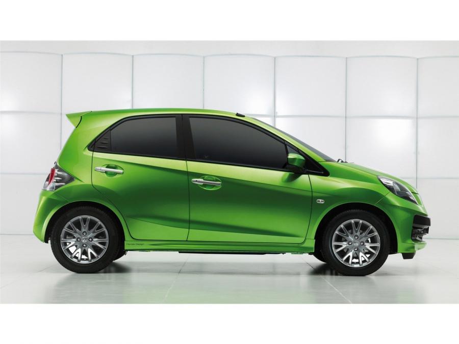  Honda Brio Concept 2010 года  (фото 10 из 12)